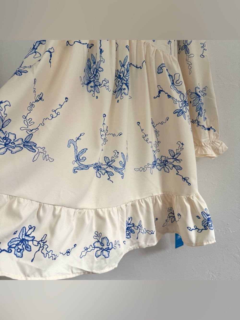 NWT Cupshe Boho Orchids Ruffled Mini Dress Long Sleeve Floral Cream Blue - Picture 8 of 14
